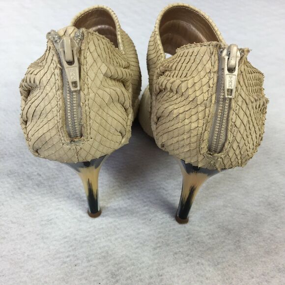 Isola Open Toe High Heels Size 7.5 Womens Cream Ankle Cuff Bootie Snake Textured - Picture 4 of 12